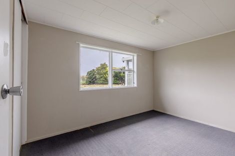 Photo of property in Ex Awariki School, 667 Mangahei Road, Te Uri, Dannevirke, 4973