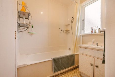 Photo of property in 24 Grey Street, Shannon, 4821