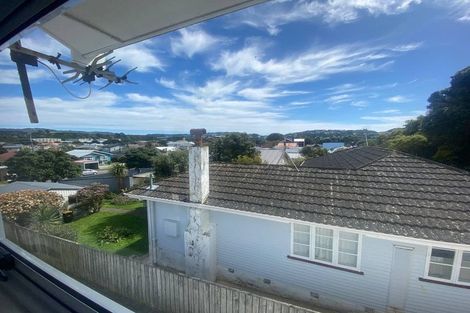 Photo of property in 2/72b Ira Street, Miramar, Wellington, 6022