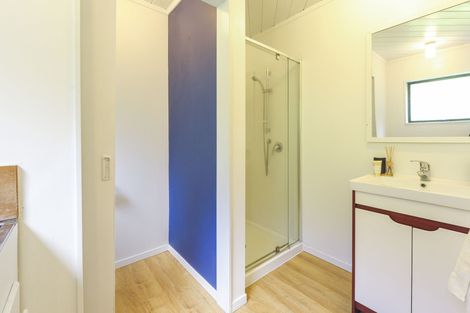 Photo of property in 105 Wirihana Road, Titirangi, Auckland, 0604