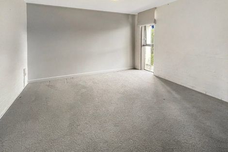 Photo of property in 141a Churton Drive, Churton Park, Wellington, 6037