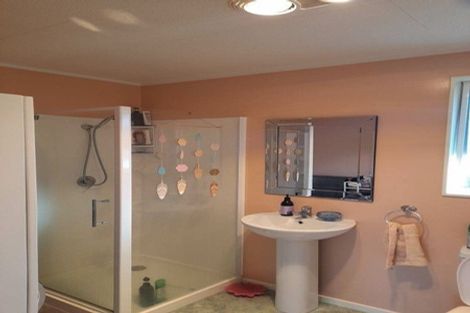 Photo of property in 27 Williams Road, Glenbrook, Waiuku, 2681