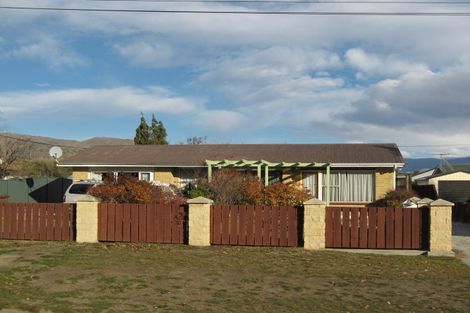 Photo of property in 6c Syndic Street, Cromwell, 9310