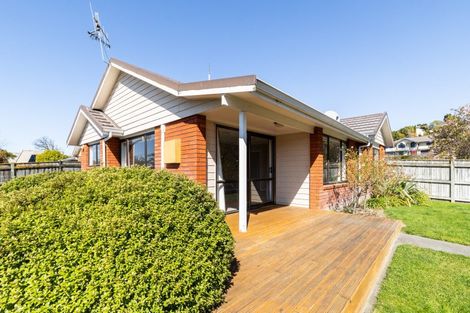 Photo of property in 52 Hetley Crescent, Taradale, Napier, 4112
