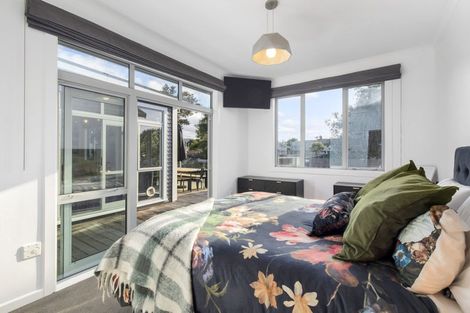 Photo of property in 5 Torridon Road, Miramar, Wellington, 6022