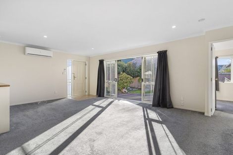 Photo of property in 3 Hibernian Drive, Ranui, Auckland, 0612