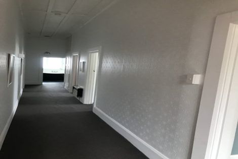 Photo of property in 25 Cameron Road, Bluff Hill, Napier, 4110