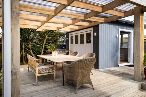 Photo of property in 138 Beach Road, Haumoana, 4102