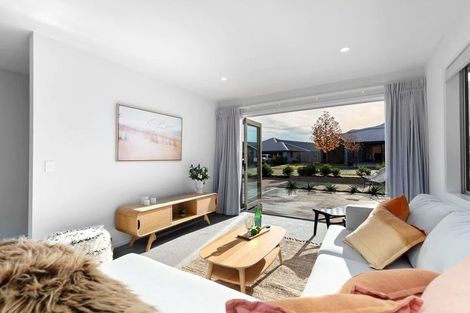Photo of property in 3 Ward Street, Jacks Point, Queenstown, 9371
