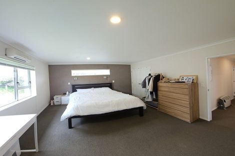Photo of property in 93a Taylor Terrace, Tawa, Wellington, 5028