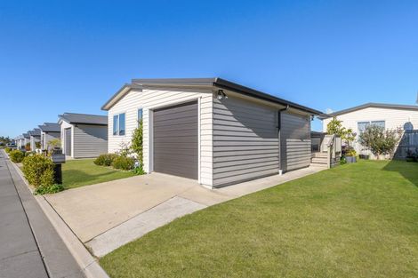 Photo of property in 11 Kamahi Crescent, Papamoa Beach, Papamoa, 3118