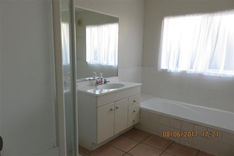 Photo of property in 325b Royal Road, Massey, Auckland, 0614