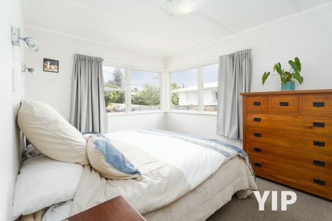 Photo of property in 7b Jay Street, Paparangi, Wellington, 6037