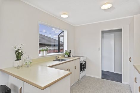 Photo of property in 64 Arawhata Road, Paraparaumu, 5032