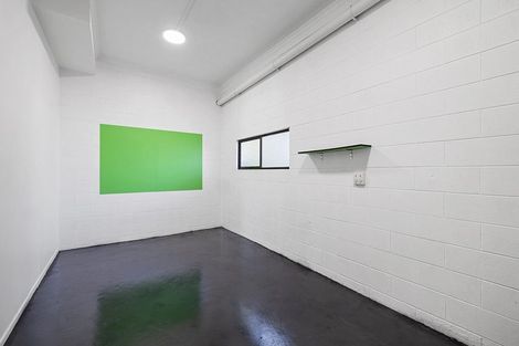 Photo of property in 18 Norwich Avenue, Spotswood, New Plymouth, 4310