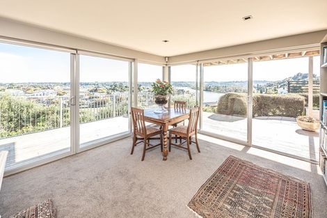 Photo of property in 26 Hipango Terrace, Durie Hill, Whanganui, 4500