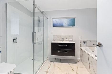 Photo of property in 29 The Track, Plimmerton, Porirua, 5026