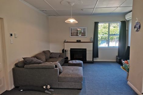 Photo of property in 51 Manapouri Street, Ravensbourne, Dunedin, 9022