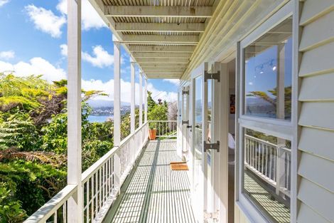 Photo of property in 67 Wadestown Road, Wadestown, Wellington, 6012