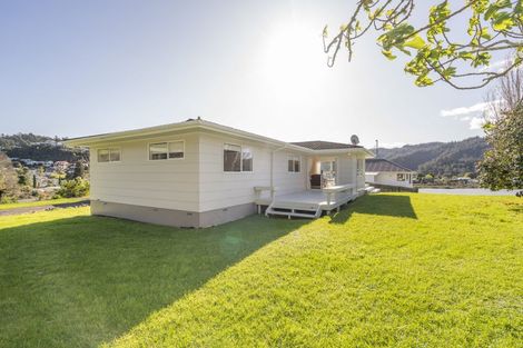 Photo of property in 8 Patton Place, Tairua, 3508