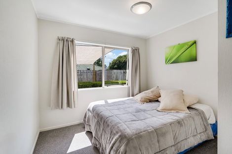 Photo of property in 21 Caulfield Place, Nawton, Hamilton, 3200