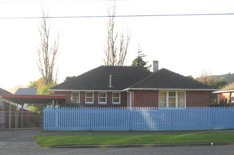 Photo of property in 187 Waddington Drive, Naenae, Lower Hutt, 5011