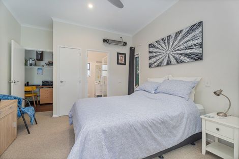 Photo of property in 7 Wells Place, Whitianga, 3510