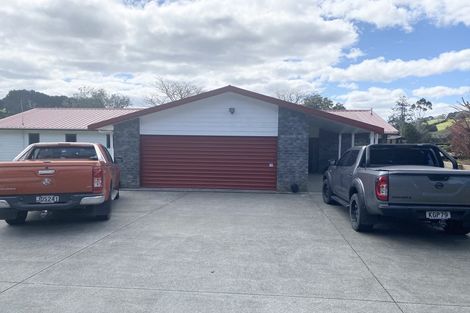Photo of property in 80 Pataua Road North, Whareora, Whangarei, 0175