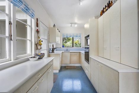 Photo of property in 2/76 Wairoa Road, Narrow Neck, Auckland, 0624