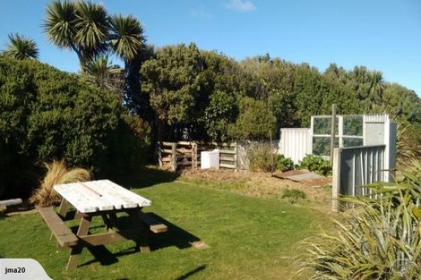 Photo of property in 5 Bluecliffs Beach Road, Papatotara, Tuatapere, 9691