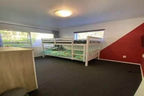 Photo of property in 1/10 Vonnell Place, Birkdale, Auckland, 0626