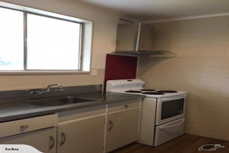 Photo of property in 3/10 Rawson Street, Tawa, Wellington, 5028