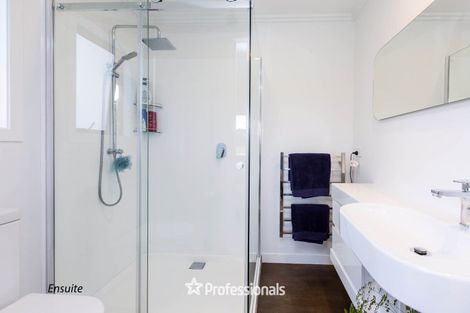 Photo of property in 15 Gilruth Road, Wallaceville, Upper Hutt, 5018