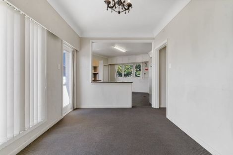 Photo of property in 42 Willis Road, Papakura, 2110