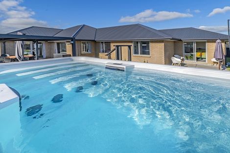 Photo of property in 5 Fountain Place, Rolleston, 7614