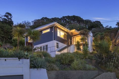 Photo of property in 114 Duncan Terrace, Kilbirnie, Wellington, 6022