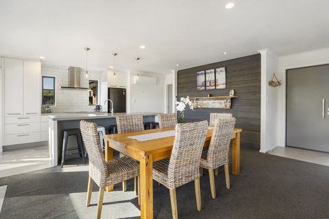 Photo of property in 4 Magnetic Place, Cromwell, 9310