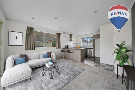 Photo of property in 2/8 Wilford Street, Wallaceville, Upper Hutt, 5018