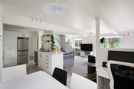 Photo of property in 12 Moana Drive, Tanners Point, Katikati, 3177