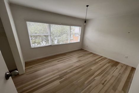 Photo of property in 1/167 Forrest Hill Road, Forrest Hill, Auckland, 0620