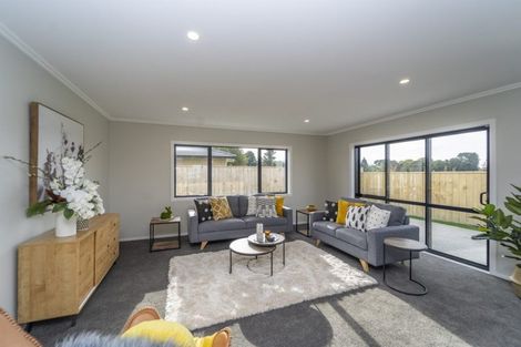 Photo of property in 5 Madison Street, Carterton, 5713