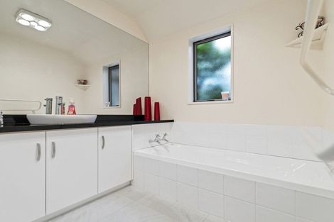 Photo of property in 315 Hammerichs Road, Rapaura, Blenheim, 7273