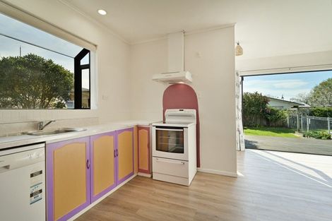 Photo of property in 807 Oxford Street, Saint Leonards, Hastings, 4120