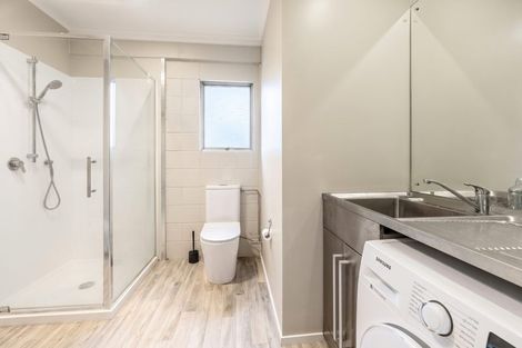 Photo of property in 20 Matuhi Rise, Henderson, Auckland, 0612