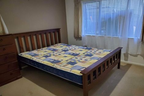 Photo of property in 14 Claverton Grove, Churton Park, Wellington, 6037