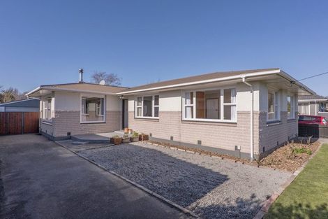 Photo of property in 132 Grimseys Road, Redwood, Christchurch, 8051