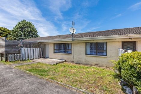 Photo of property in 2/31 Bowater Place, Manurewa, Auckland, 2102