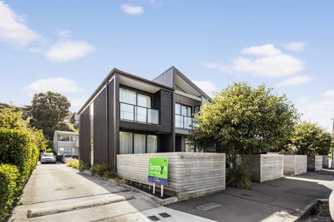 Photo of property in 5/74 Derwent Street, Island Bay, Wellington, 6023