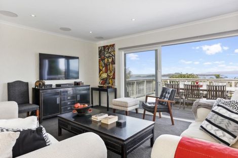 Photo of property in 18 Kanohi Terrace, Mangere Bridge, Auckland, 2022