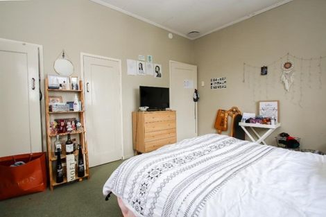 Photo of property in 115 Cambridge Road, Hillcrest, Hamilton, 3216